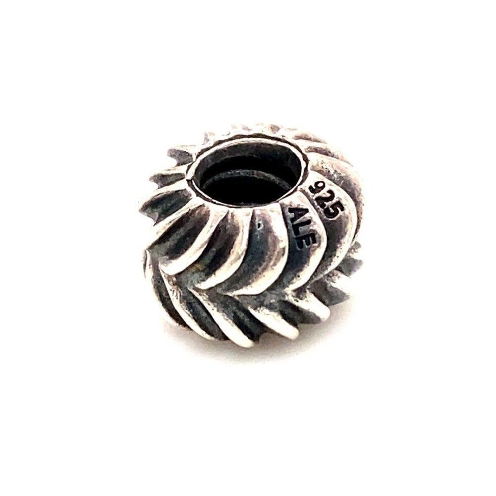 Retired Pandora Ridge Charm